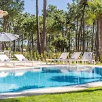 Aroeira I Villa