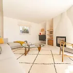 Villa Aroeira I *