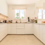 Aroeira I Villa *